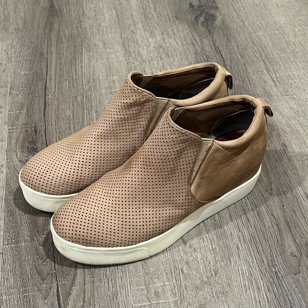 Women’s J/SLIDES 8.5 Tan Leather Platform Sneaker Boots Booties